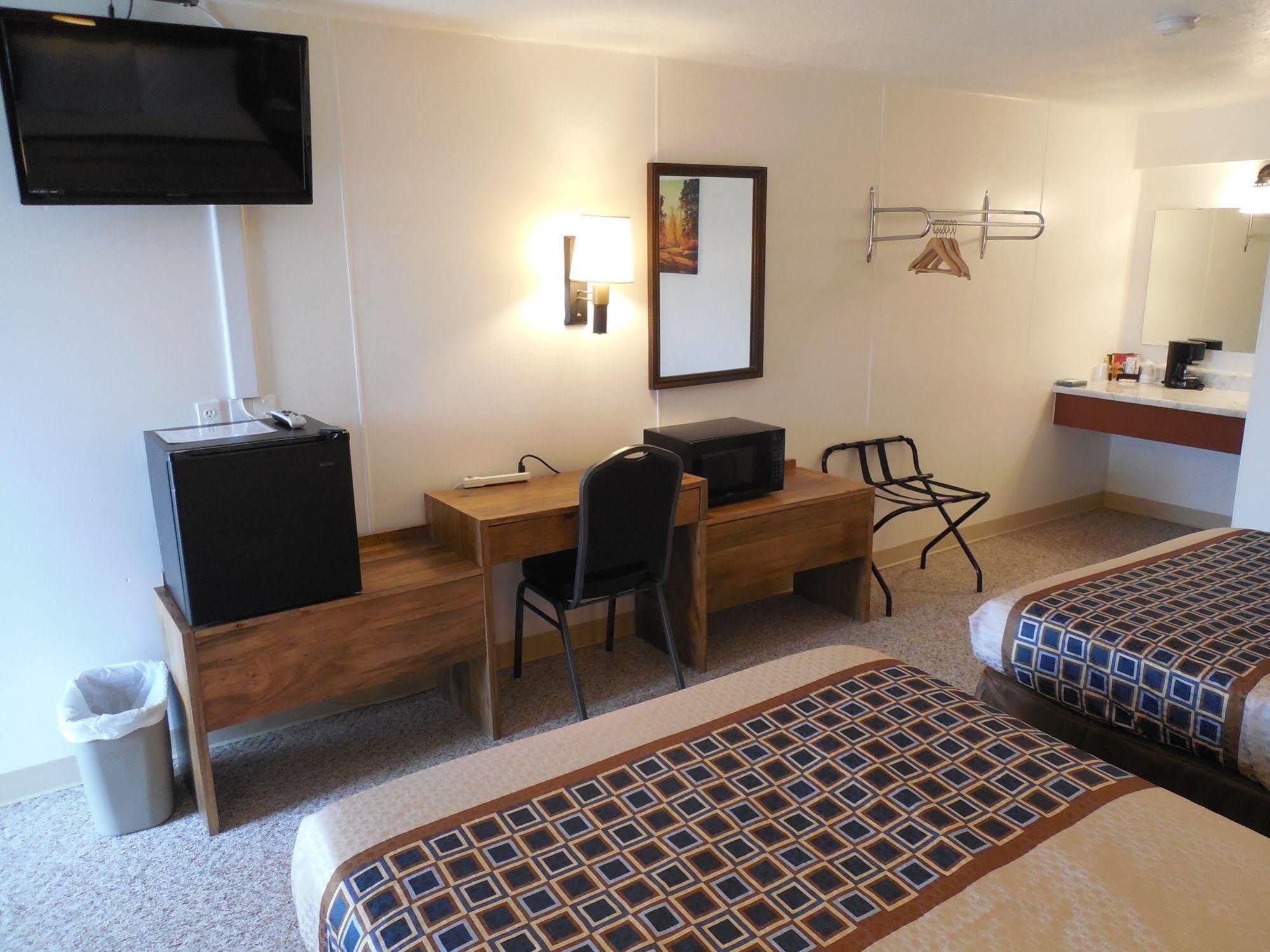 Motel 70 High Hill Eksteriør billede