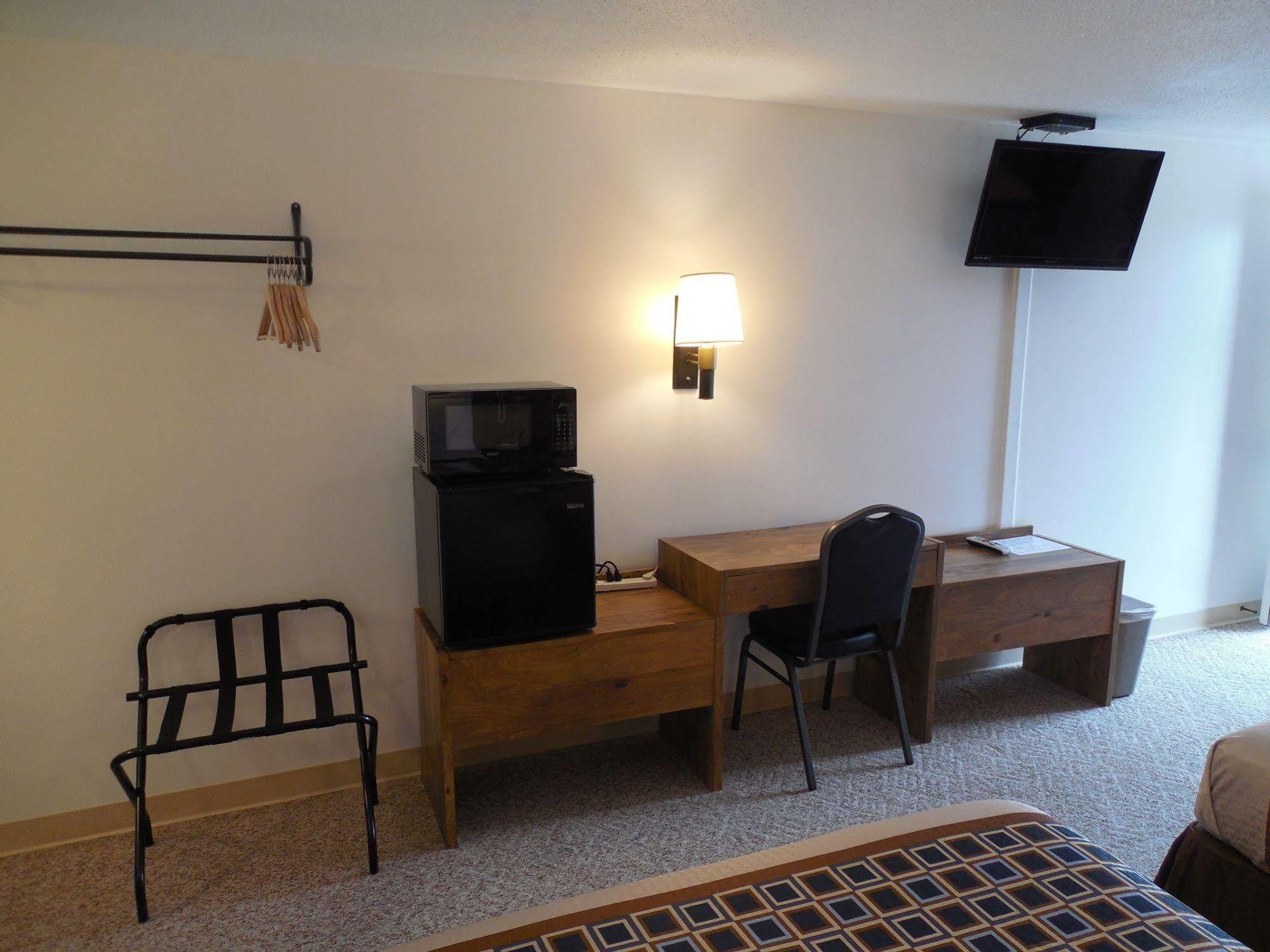 Motel 70 High Hill Eksteriør billede